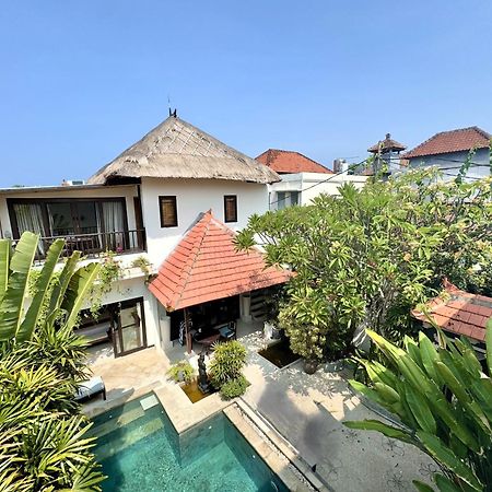 Villa Carissa Seminyak Centre, Bali By Le Ciel Hospitality エクステリア 写真