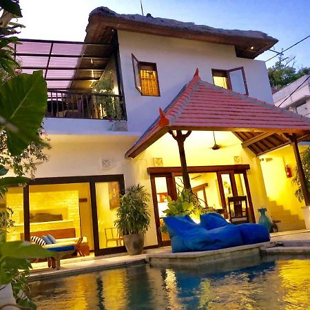 Villa Carissa Seminyak Centre, Bali By Le Ciel Hospitality エクステリア 写真