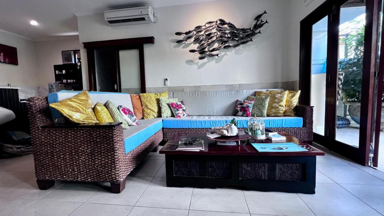 Villa Carissa Seminyak Centre, Bali By Le Ciel Hospitality エクステリア 写真