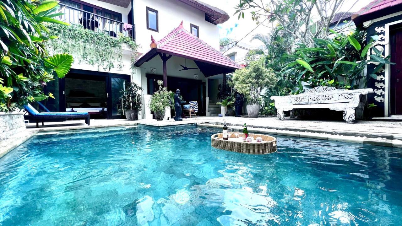 Villa Carissa Seminyak Centre, Bali By Le Ciel Hospitality エクステリア 写真