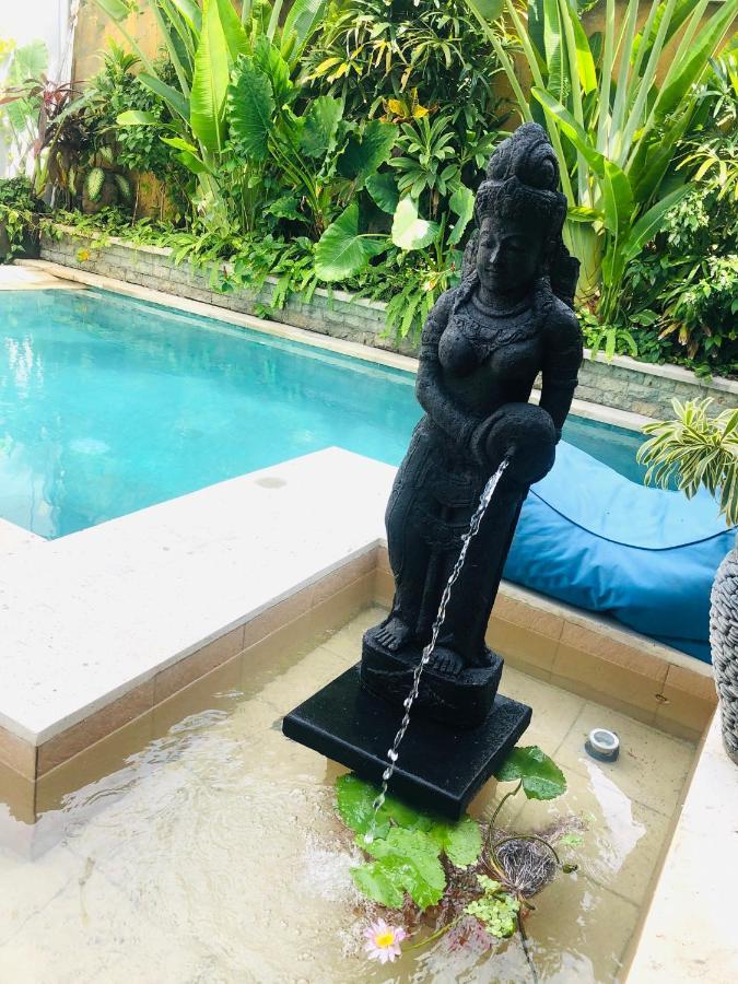 Villa Carissa Seminyak Centre, Bali By Le Ciel Hospitality エクステリア 写真